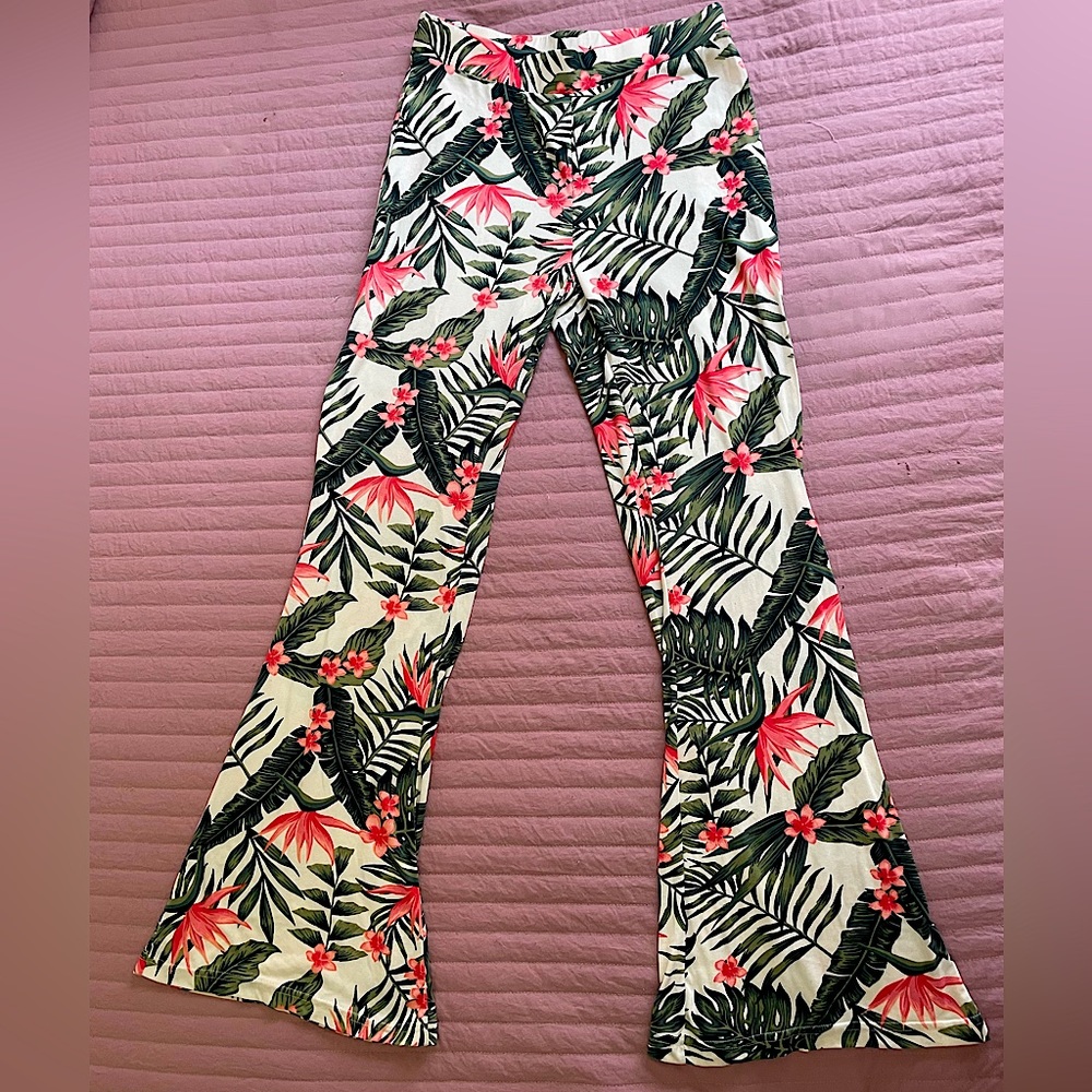 Tropical Print, bell bottom, green white and pink pants.
